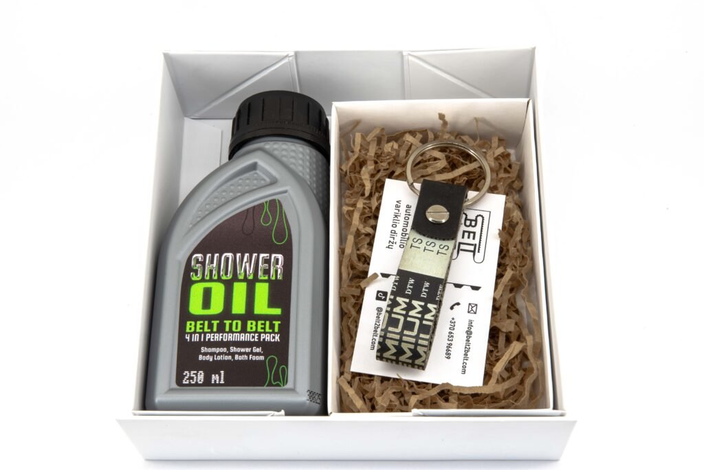 Shower oil and keychain gift